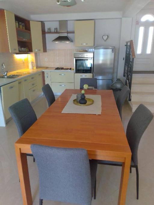 Villa Intrada Брела Екстериор снимка